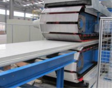 選對聚氨酯復(fù)合板生產(chǎn)線 實現(xiàn)聚氨酯生產(chǎn)的降本提效